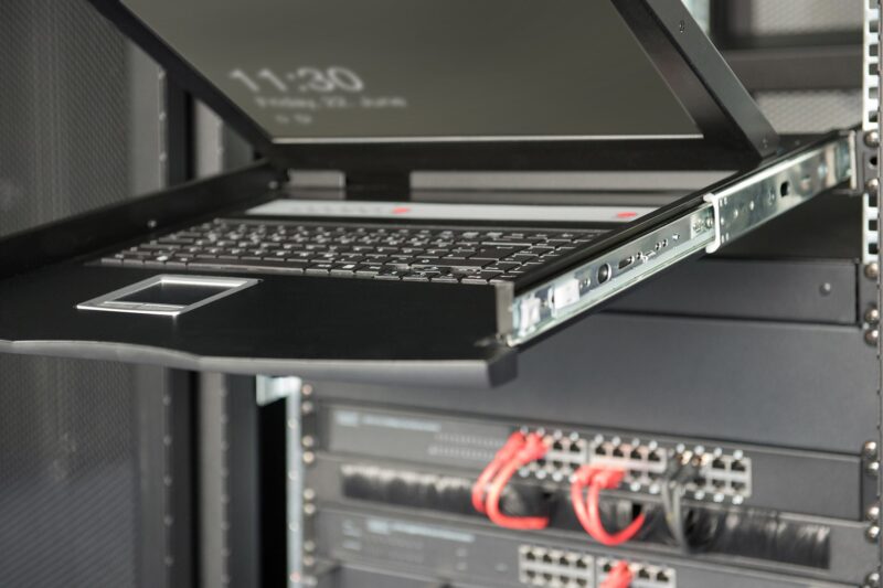 Digitus 19" LCD KVM Console, 16-Port VGA, US Keyboard - Image 7