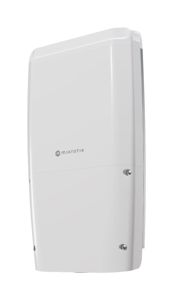 Mikrotik CRS504-4XQ-OUT network switch Managed L3 Fast Ethernet (10/100) Power over Ethernet (PoE) 1U White - Image 2